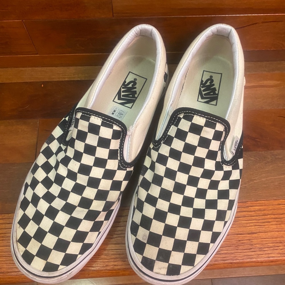 Men’s Old School Slip On Vans Size 10